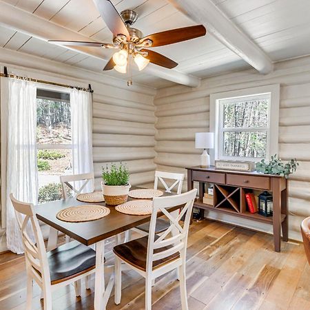 Dog-Friendly Hiawassee Cabin With Decks And Fire Pit! Eksteriør billede